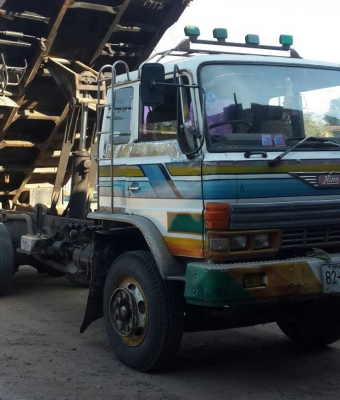 สิบล้อ ฮีโน่ ซูโม่ FM 227LD 220 hp 2เพา ดั้มกะบะค็อกเกษตร มีระบบลากลูก รถห้าง.สภาพดีสวยบาง เดิม พร้อ