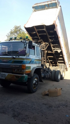 สิบล้อ ฮีโน่ ซูโม่ FM 227LD 220 hp 2เพา ดั้มกะบะค็อกเกษตร มีระบบลากลูก รถห้าง.สภาพดีสวยบาง เดิม พร้อ