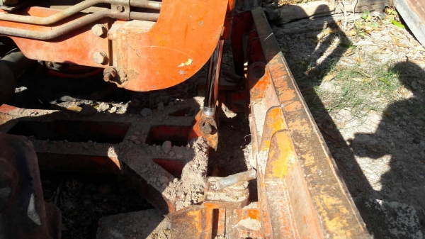 ถไถ 45 แรง ปึ 51 เครื่องแห้งดี พร้อมลุยงาน อุปกร 2 ชิ้น ราคา เบาฯฯ 215000 บาท ดูรถ ที จ. ศรีสะเกษ วันทูคอล 098 6683-479 dtac 094 283-9369 สิทธิ์ คับ ถไถ 45 แรง ปึ 51 เครื่องแห้งดี พร้อมลุยงาน อุปกร 2 ชิ้น ราคา เบาฯฯ 215000 บาท ดูรถ ที จ. ศรีสะเกษ วันทูคอล 098 6683-479 dtac 094 283-9369 สิทธิ์ คับ