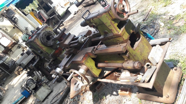 ขายกลึง6ฟุตรูเพลา3นิ้วปอกผิวได้มีหัวจับ3จับยังไม่ได้ใส่ราคาประหยัดๆครับ ขายกลึง6ฟุตรูเพลา3นิ้วปอกผิวได้มีหัวจับ3จับยังไม่ได้ใส่ราคาประหยัดๆครับ