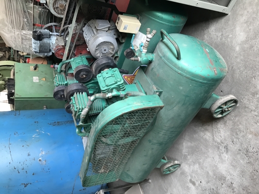 ขายปั๊มลมฟูเซ็ง5แรง3สูบถัง260ลิตรมี2ตัวๆ32000พร้อมใช้ครับ