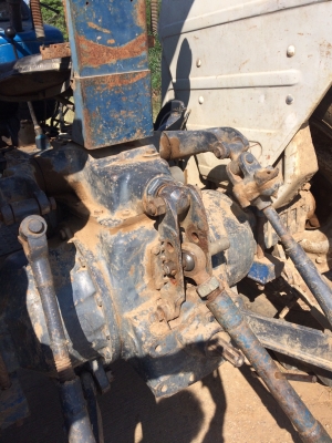 ขายครับ ford 6600 T5 ใบดัน ผานหลัง เครื้อง เกียร์ดี เอกสารพร้อมครับ