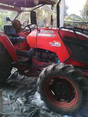 ขายรถไถ M6040 อุปกรณ์ครบ ดันหน้า ผานหลัง โรตารี่ ปี53 เอกสารพร้อมโอน ราคา450,000 สนใจโทร 090-8588220คุณนะ 093-3258446คุณบิว หรือเข้าดูสินค้าอื่นๆได้ที่ www.narong2truck.com หรือ www.truck.in.th/498 หรือเพจFacebook ณรงค์ ซื้อขายรถมือสอง (เว็บไซต์ส่วนตัว) ห