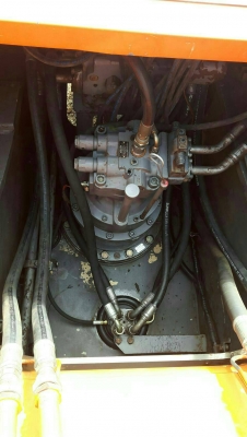 ขาย!! >>> Hitachi Zx200 รุ่น 3 <<< เบอร์ติดต่อ 098-7155789