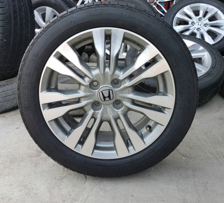 ขายล้อHONDA City SV 16 ยางปี 15 4 ล้อ