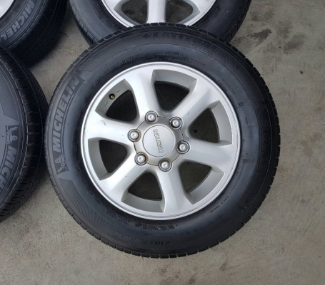 ขายล้อISUZU ขอบ16 ยางปี 14  4 ล้อ