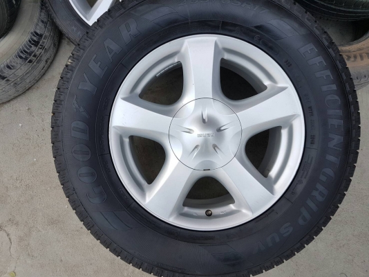 ขายล้อISUZU V Cross17 ยาง265/65/17 ปี 16 4 ล้อ