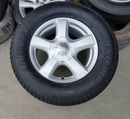 ขายล้อISUZU V Cross17 ยาง265/65/17 ปี 16 4 ล้อ