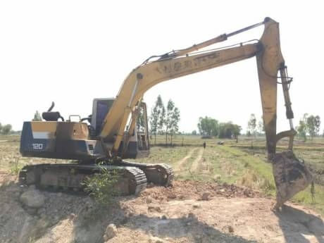 KOMATSU PC120-5