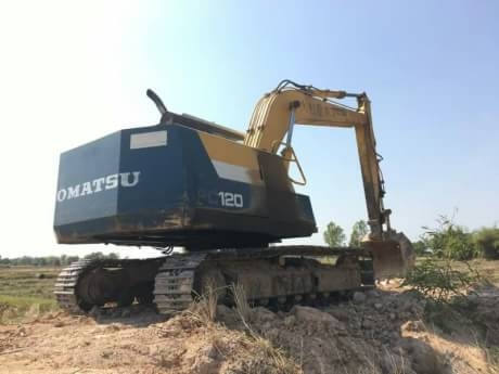 KOMATSU PC120-5