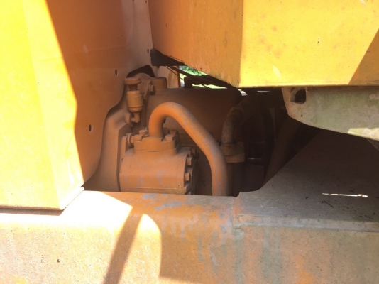 ขายรถตักล้อยาง KOMATSU 510 กรองคู่ สภาพสวย พร้อมใช้งาน สนใจโทร 081-970-1072