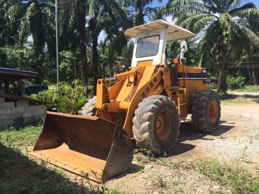 ขายรถตักล้อยาง KOMATSU 510 กรองคู่ สภาพสวย พร้อมใช้งาน สนใจโทร 081-970-1072