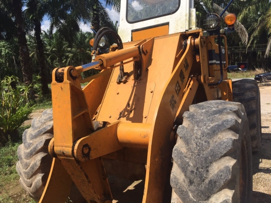 ขายรถตักล้อยาง KOMATSU 510 กรองคู่ สภาพสวย พร้อมใช้งาน สนใจโทร 081-970-1072