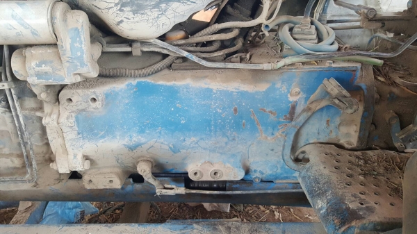 ขาย รถไถ 2 เพลา FORD 7610 เครื่องเสื้อลายเทอร์โบ คานหน้า FORD เครื่องแน่น เกียร์ดี เล่มทะเบียนครบ อุปกรณ์ 4 ชิ้น