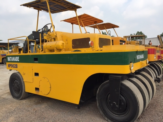 ขายด่วนรถบดล้อยาง9ล้อWATANABE WP902 พร้อมใช้งาน