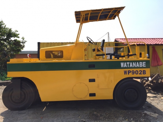 ขายด่วนรถบดล้อยาง9ล้อWATANABE WP902 พร้อมใช้งาน