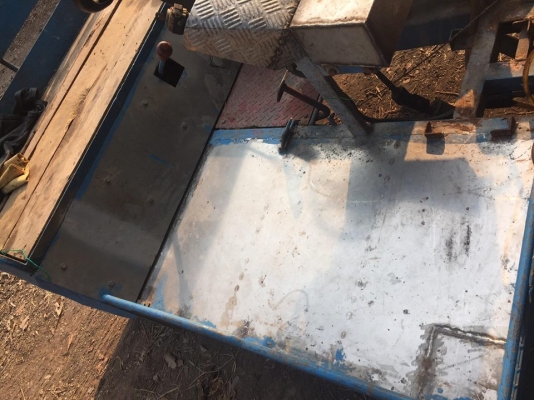 รถเกียร์ นั่งขับ พื้นเเสตนเลส