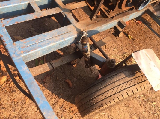 รถเกียร์ นั่งขับ พื้นเเสตนเลส