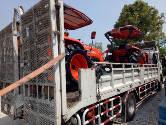 คูโบต้า L3608SP 4 WD รถเกรด A  ใบมีดดันหน้าตราช้าง ทำงาน 331 ชั่วโมง