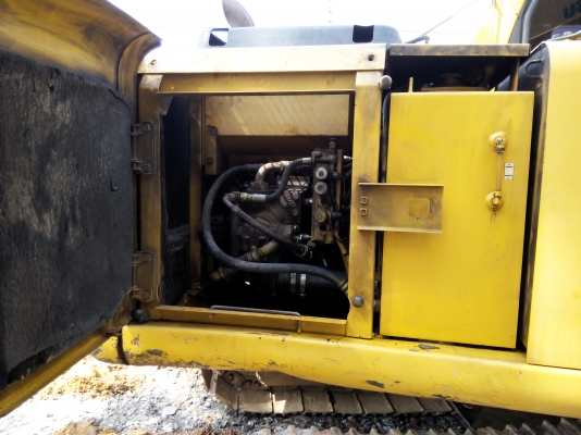 ขายรถแบคโฮ KOMATSU PC120-6Z เอกสารใบแจ้งจำหน่าย ราคา 1000000