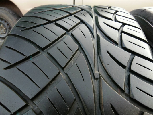 ขายแม็ก6รูขอบ20 พร้อมยางNITTO 265/50R20 MADE IN JAPAN ปี12 ดอกยางหนาเต็ม สวยๆ จำนวน 1 ชุด