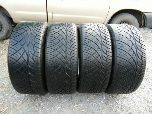 ขายแม็ก6รูขอบ20 พร้อมยางNITTO 265/50R20 MADE IN JAPAN ปี12 ดอกยางหนาเต็ม สวยๆ จำนวน 1 ชุด