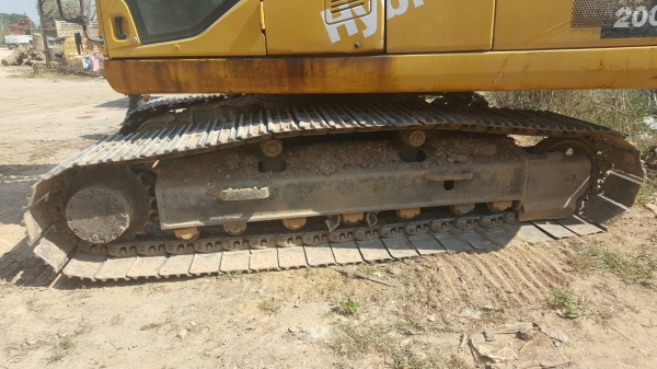 ขาย 1,550,000 KOMATSU pc 200-7 ทำง านน้อย 8,000 ชม.ไฟฟ้าครบ เครื่องดี ปั้มแรง เอวแน่น ช่วงล่างเต็ม อินวอยท์(รถอยู่ สุโขทัย) 090-772-3710 090-772-3708