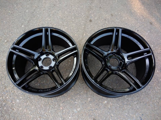 ขายล้อแม็กZR 6 ขอบ18 2 วง ราคา 5,500 บาท