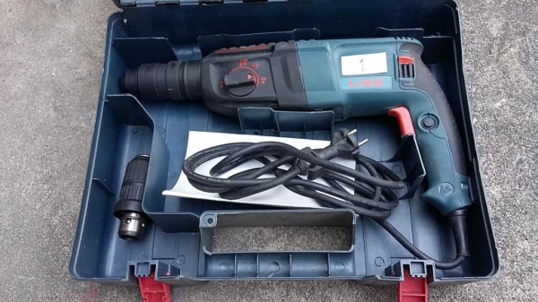 สว่านโรตารี่ 3 ระบบ อุปกรณ์ครบกล่อง ราคาเบา ๆ ซื้อติดบ้านไว้เลยไม่ต้องง้อช่าง