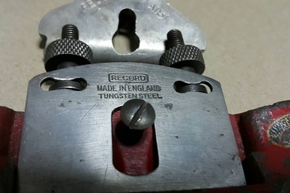 ขายกบผีเสื้องานเก่าเรคคอดRECORD Made in England.สวยงาม