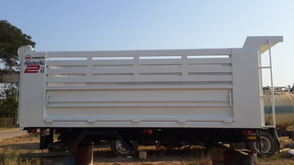 ขายถูกกระบะ ดั้มพ์สามมิตรแท้ แท้ยาว 4.05 M กว้าง 2.25 M คัชซี 82-85 สภาพสวย อุปรกรณ์ครบ ทุกชิ้น ตั้งได้เลยรถ ทุก ยี่ห้อ โทร 081-1841924