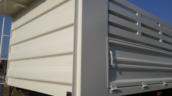 ขายถูกกระบะ ดั้มพ์สามมิตรแท้ แท้ยาว 4.05 M กว้าง 2.25 M คัชซี 82-85 สภาพสวย อุปรกรณ์ครบ ทุกชิ้น ตั้งได้เลยรถ ทุก ยี่ห้อ โทร 081-1841924