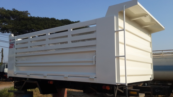 ขายถูกกระบะ ดั้มพ์สามมิตรแท้ แท้ยาว 4.05 M กว้าง 2.25 M คัชซี 82-85 สภาพสวย อุปรกรณ์ครบ ทุกชิ้น ตั้งได้เลยรถ ทุก ยี่ห้อ โทร 081-1841924