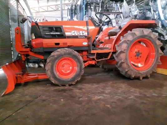 ขาย คูโบต้า gl23 4X4 มีด้นหน้า ผานตัดหญ้า 1.20 ขาย คูโบต้า gl23 4X4 มีด้นหน้า ผานตัดหญ้า 1.20