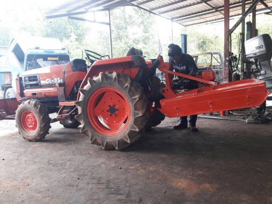 ขาย คูโบต้า gl23 4X4 มีด้นหน้า ผานตัดหญ้า 1.20 ขาย คูโบต้า gl23 4X4 มีด้นหน้า ผานตัดหญ้า 1.20