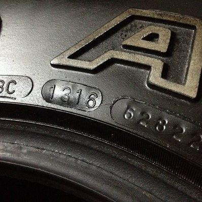 Maxxis เบอร์ 30 x 9.5 R15 ดอกเต็มเหมือนของใหม่ ตจวจัดส่งได้ครับ ราคาเป็นคู่นะครับ Maxxis เบอร์ 30 x 9.5 R15 ดอกเต็มเหมือนของใหม่ ตจวจัดส่งได้ครับ ราคาเป็นคู่นะครับ