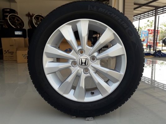 ล้อHONDA CITY 15 ยางปี13  4 ล้อ