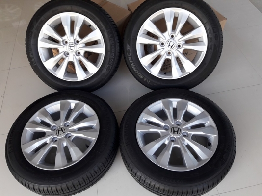 ล้อHONDA CITY 15 ยางปี13  4 ล้อ