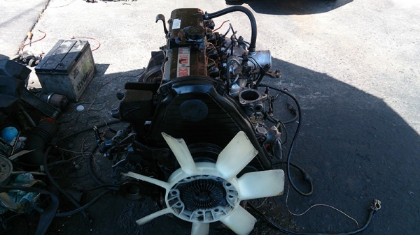 ขายเครื่องยนต์ดีเซลโตโยต้า 2L ไมรตี้พร้อมเลข