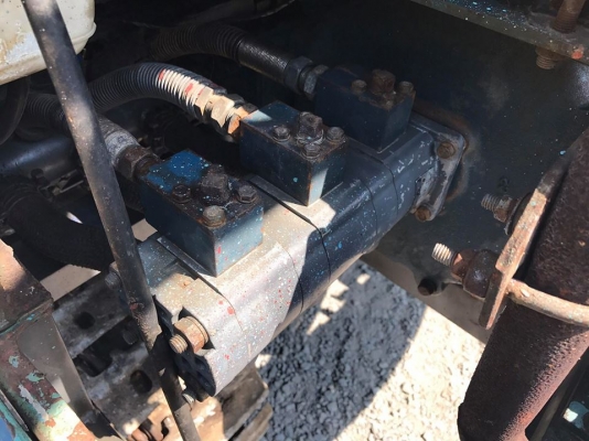 ขายรถแม็คโคร KUBOTA KH-026 นำเข้าจากญี่ปุ่นแท้ๆ 100\% ไม่เคยผ่านการใช้งานในไทย สภาพพร้อมใช้ สนใจติดต่อ 081-9485494