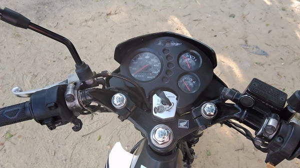 ขายฮอนด้า โซนิค สตาร์ทมือ