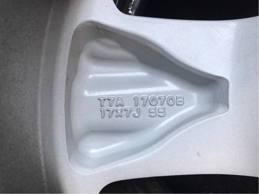 ล้อแม็ก Honda HRV ตัวท๊อป 5 รู 114 ล้อแม็ก Honda HRV ตัวท๊อป 5 รู 114