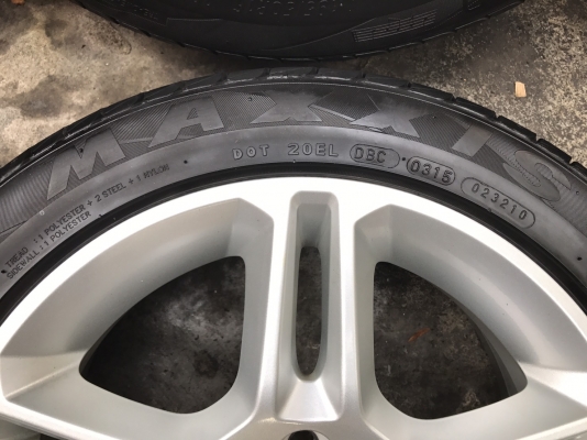 ล้อแม็ก ford fiesta ตัวท๊อป ขอบ 16 พร้อมยาง 195-50-16 ปี 15 ล้อแม็ก ford fiesta ตัวท๊อป ขอบ 16 พร้อมยาง 195-50-16 ปี 15