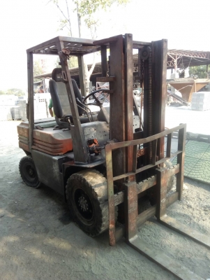 ขายโฟล์คลิฟท์ ขนาด 3 ตัน ดีเซล