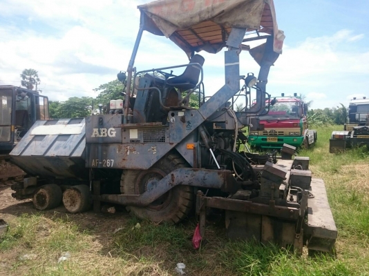 ขายเหมา รถปูยาง 2คัน SUMITOMO HA60C ปูใด้6เมตร เล่มทะเบียน ขายเหมา รถปูยาง 2คัน SUMITOMO HA60C ปูใด้6เมตร เล่มทะเบียน