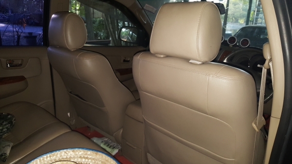 Toyota รถบ้าน ราคา 620000 บาท ต่อรองได้ขายได้ขาย