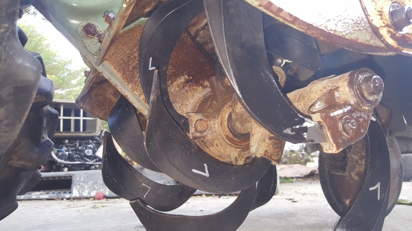 รถพรวนดิน ดีเชล 7 แรง พร้อมใช้งาน รหัสสินค้า D1 - 11 สอบถามได้ต่อรองได้ขายได้ขาย