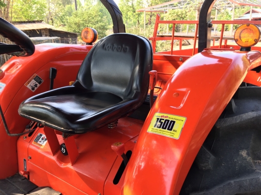 ขาย L4708 SP สภาพนางฟ้าเเน่นๆสีเดิมๆโรงงาน 100\%ใบมีดคานล่าง รถจดทะเบียนเดือน พ.ย ปี 57 ทำงาน 447 ชม