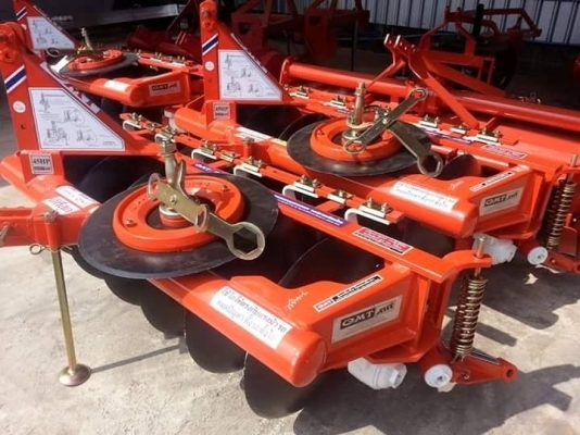 ขาย L4708 SP สภาพนางฟ้าเเน่นๆสีเดิมๆโรงงาน 100\%ใบมีดคานล่าง รถจดทะเบียนเดือน พ.ย ปี 57 ทำงาน 447 ชม