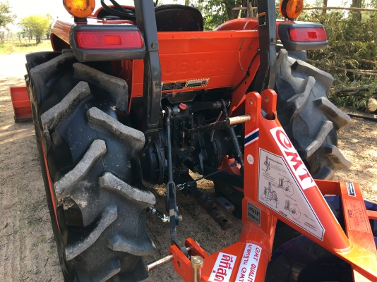 ขาย L4708 SP สภาพนางฟ้าเเน่นๆสีเดิมๆโรงงาน 100\%ใบมีดคานล่าง รถจดทะเบียนเดือน พ.ย ปี 57 ทำงาน 447 ชม